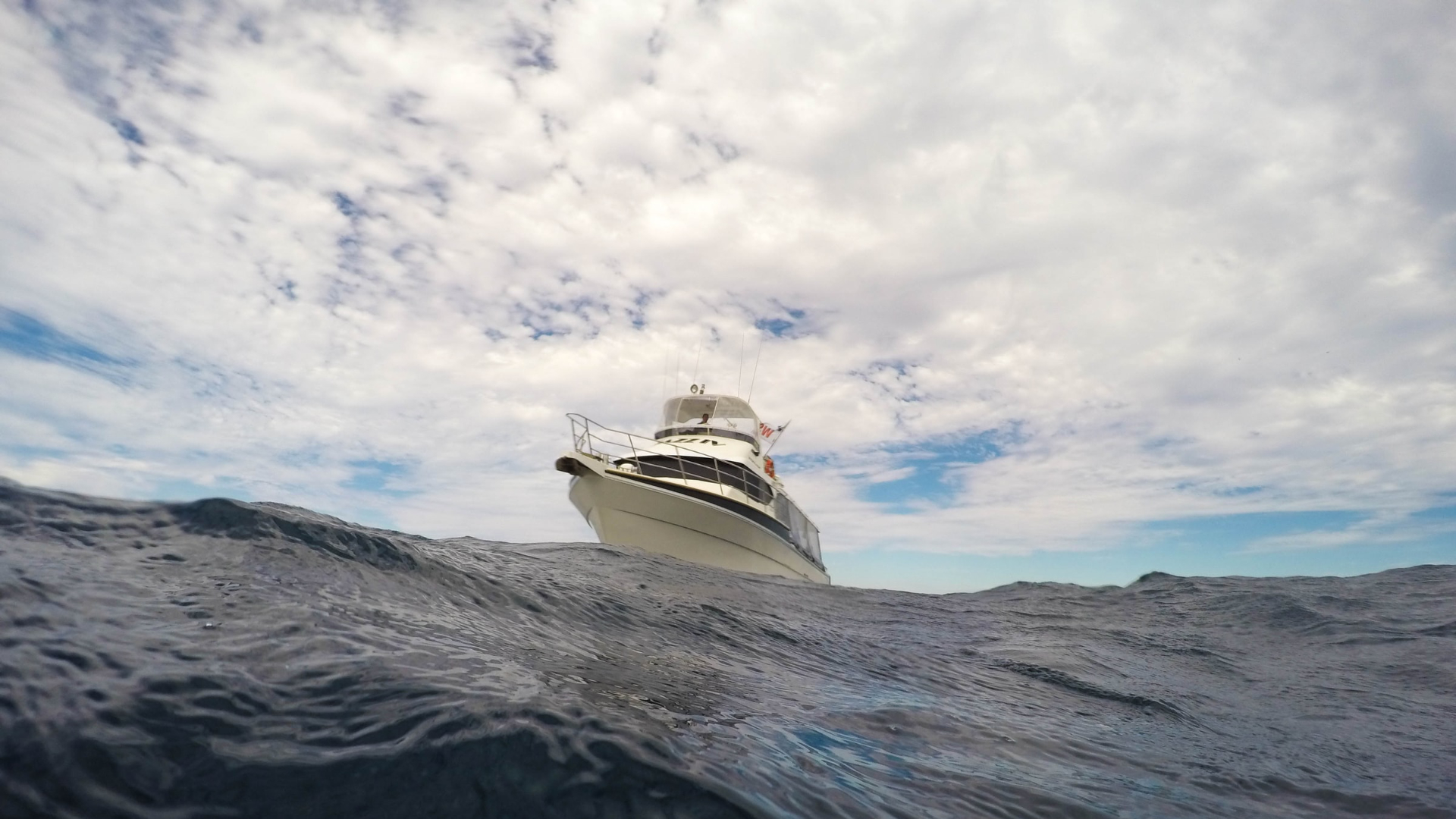 Lone yacht on sea